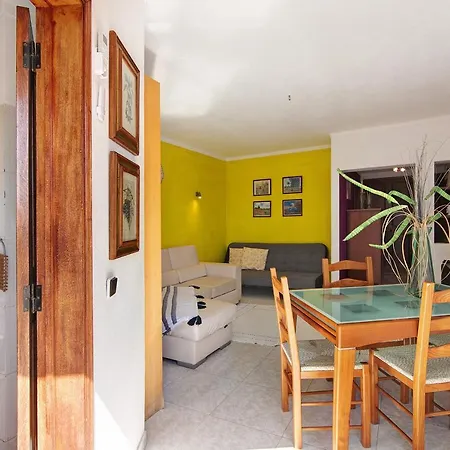 T1 Salgados 3c Apartment